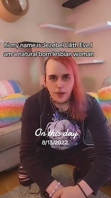 Natural born lesbian man 😆🤡