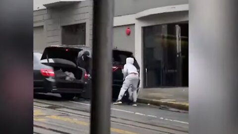 Men Seen Brazenly Stealing From Parked Cars In San Francisco