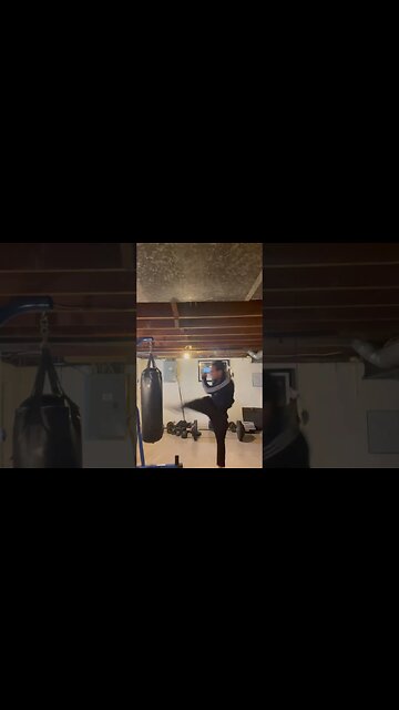 Roundhouse Dance 🕺