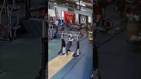 malhando a testa 😂😂 #shorts