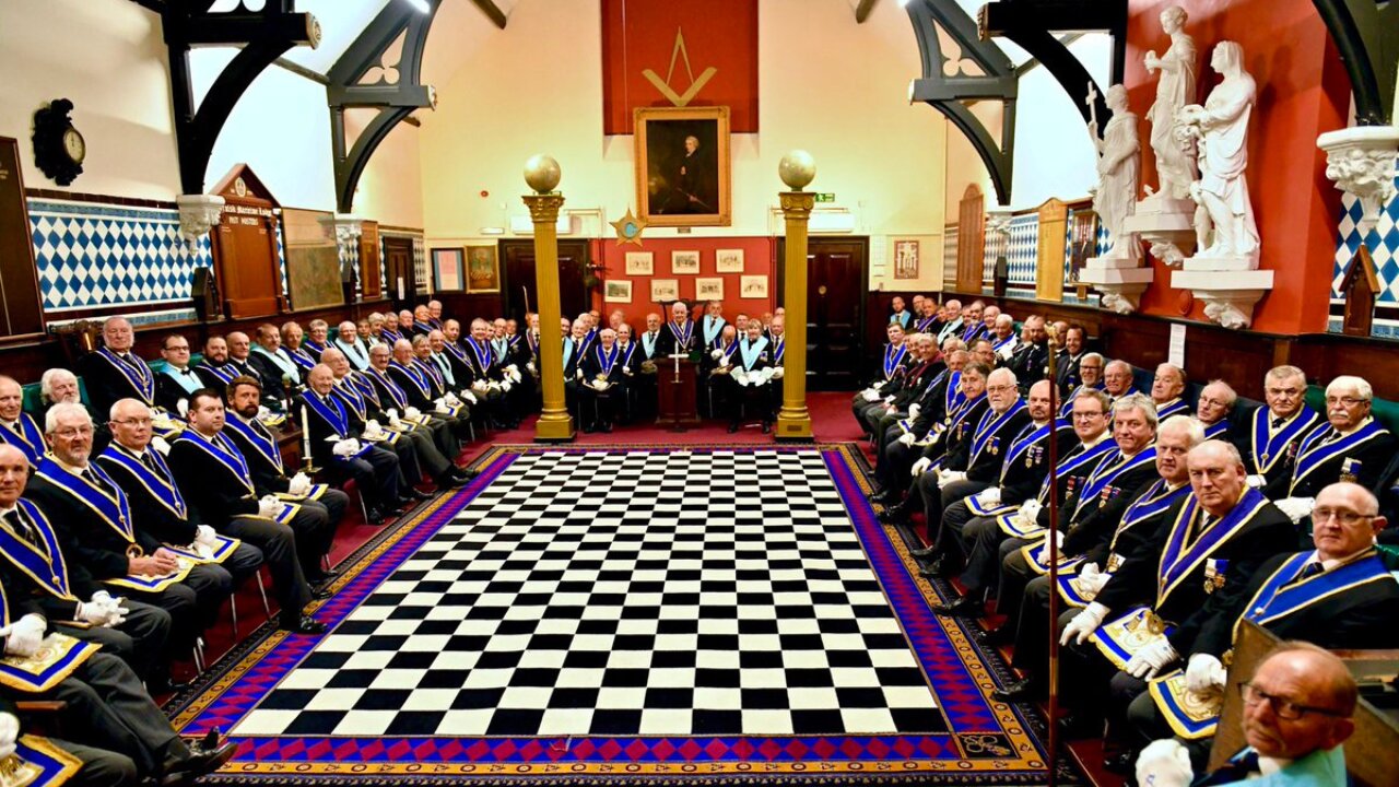 Christianity Versus Freemasonry | The Cult of the Masonic Lodge!