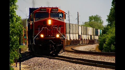 BNSF and CSX Together on the Staples Sub