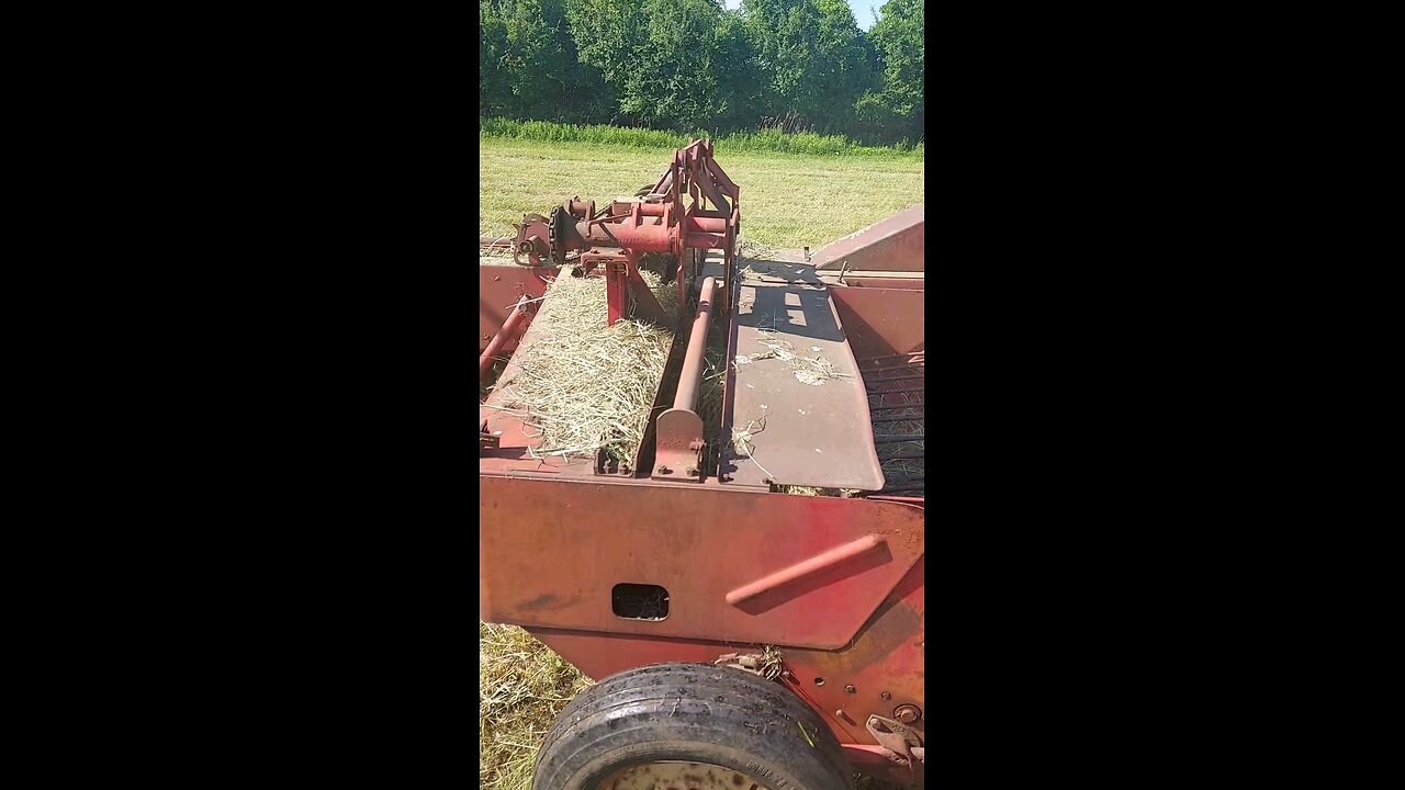 square baling hay