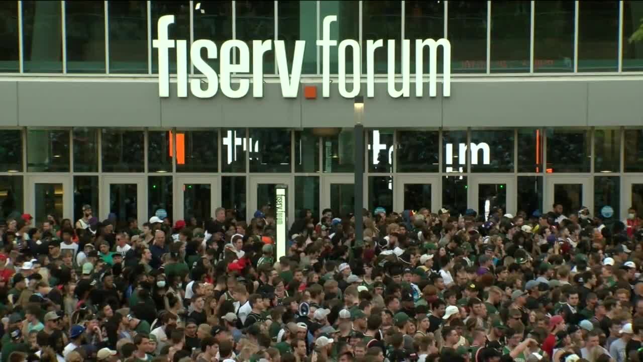 Milwaukee Bucks playoff watch parties return to Deer District this weekend