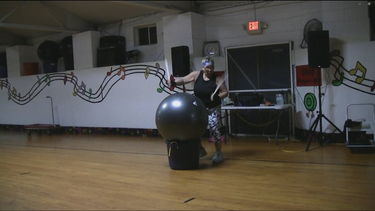 Baby I'm a Star (Cardio Drumming with Michelle)