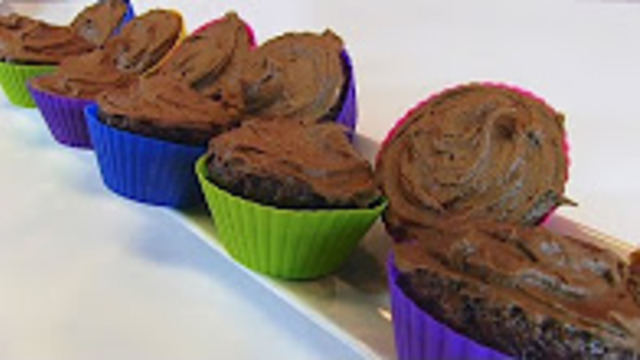 Betty's chocolate cream cheese frosting