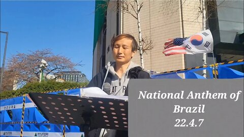 #Korea #USA #Brazil Singing next to U.S.embacy Korea National Anthem of Brazil