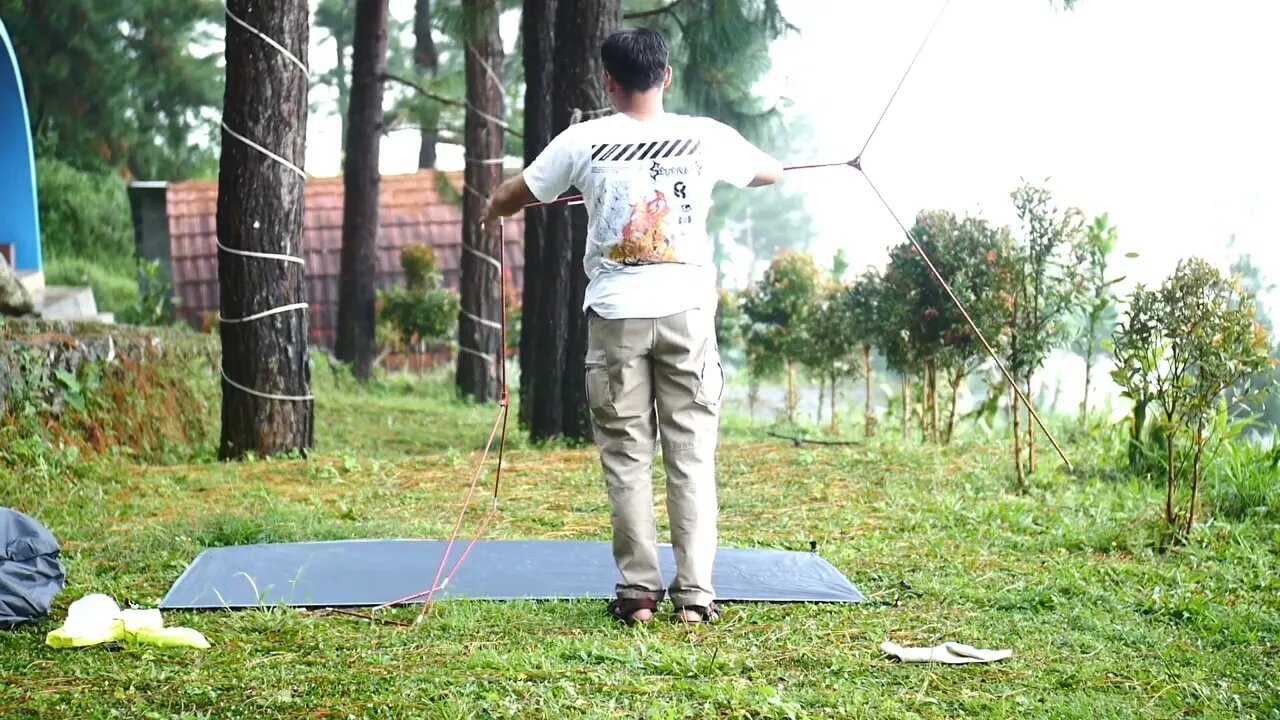 SOLO CAMPING - BERKEMAH DI SAAT HUJAN DAN MENIKMATI SECANGKIR KOPI. ASMR-19