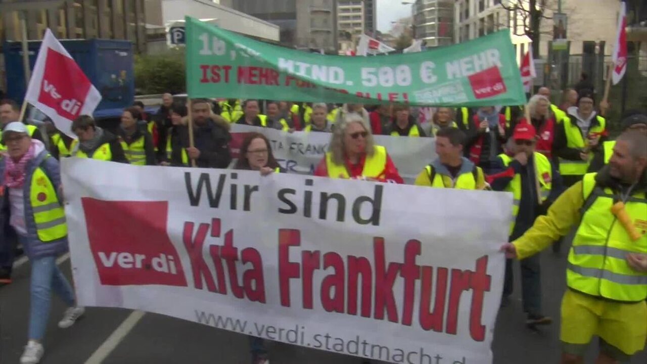 Germany: 'We will not be taken for fools' - Thousands of Verdi members strike over wages