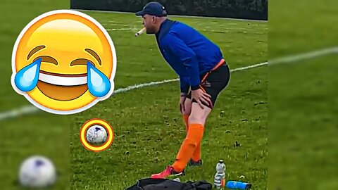 BEST SOCCER FOOTBALL VINES & TIKTOK'S 🤣 FAILS, SKILLS, GOALS