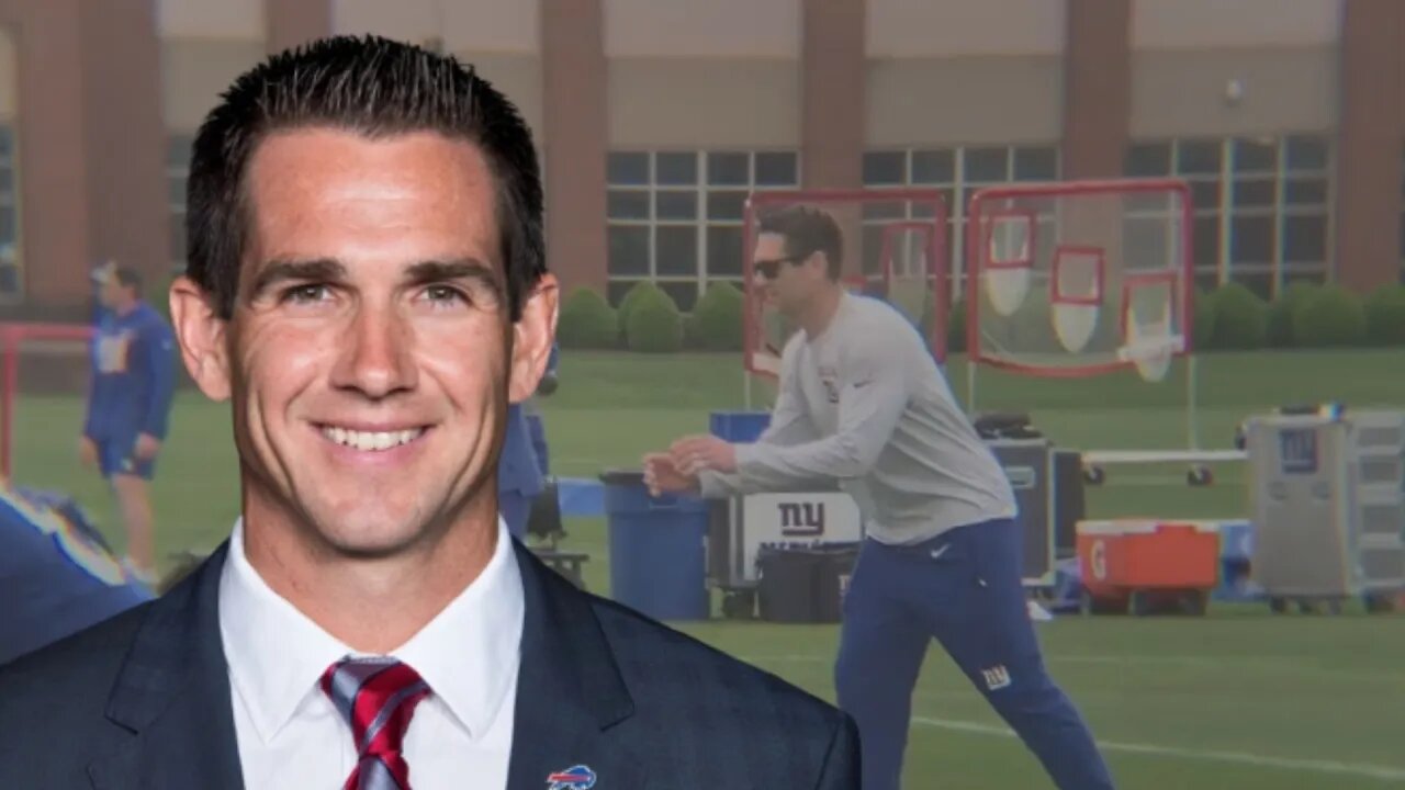 New York Giants GM Hilariously Plays Emergency QB at Practice