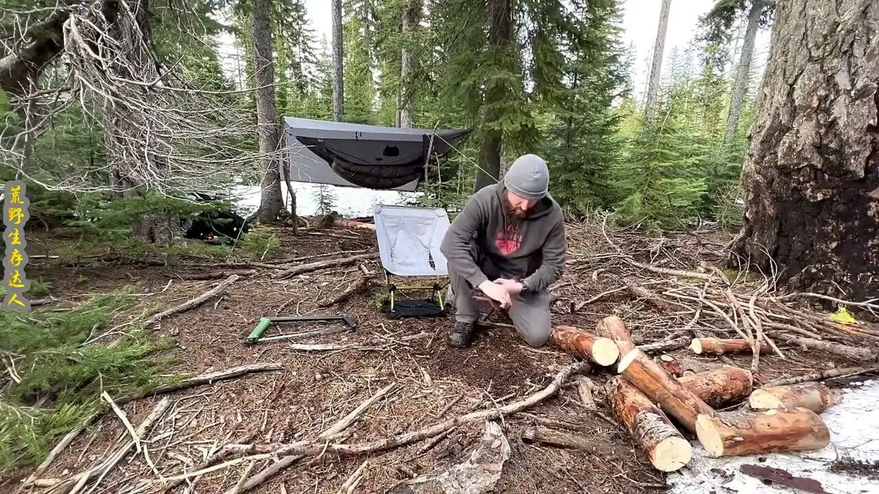 Camping alone in the wilderness, it's nice to fall asleep to the sound of rain.14