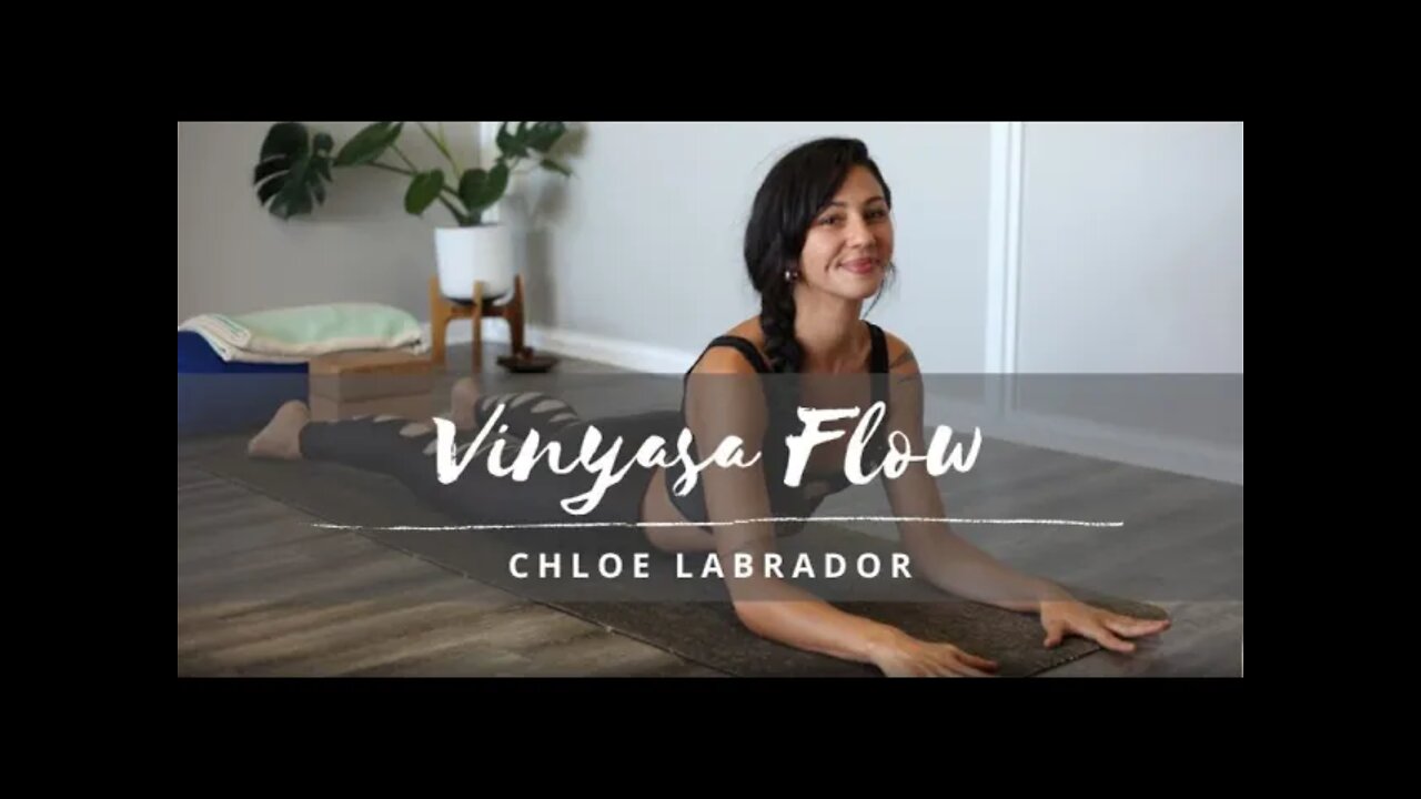 Wrist Free Vinyasa Flow With Chloe