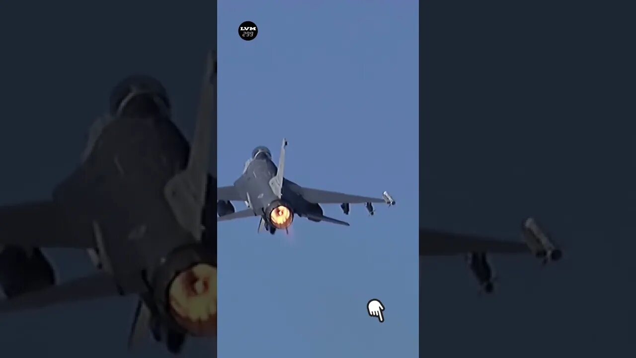 F 16 Fighting Falcon take off with afterburner