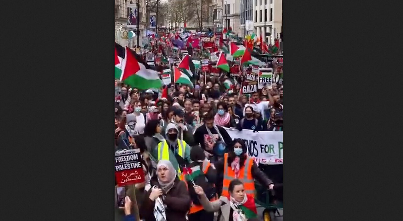 250K people in Kensington, London, protesting Israel’s genocide in Gaza