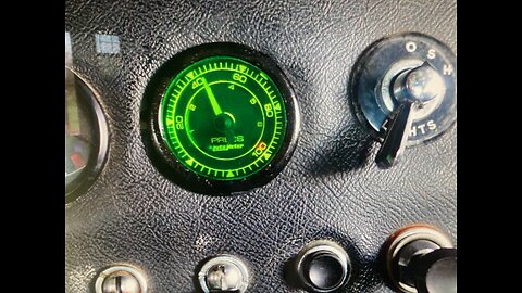 AutoMeter New Oil Pressure Gauge Went Sideways. Lost footage but I can explain. Tone down that LED!