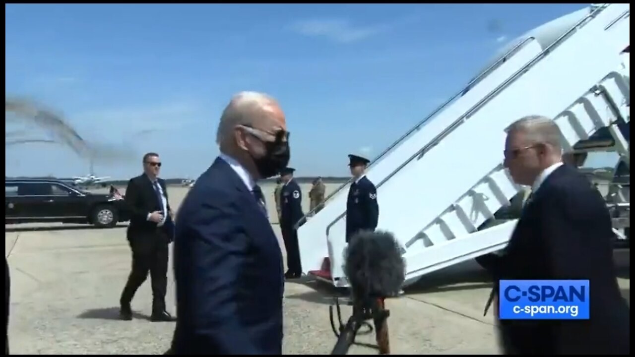 Biden Runs Away From Reporters After Taking One Question