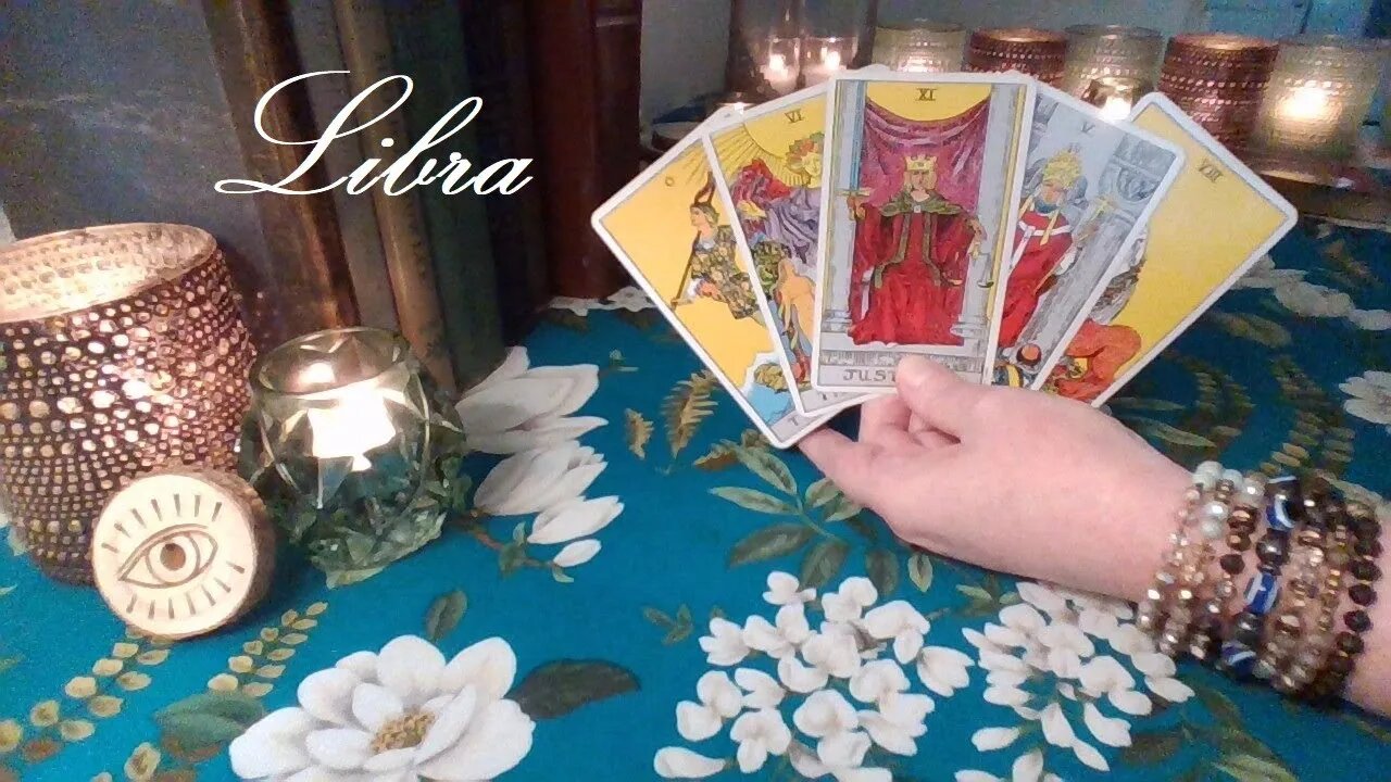 Libra August 2022 ❤️ DEJA VU! THIS LOVER WILL SHAKE YOUR SOUL Libra! Future Love Tarot Reading