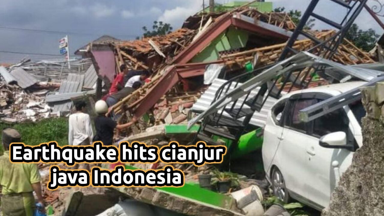 Earthquake hits cianjur java indonesia M5.6 november .21 .2022