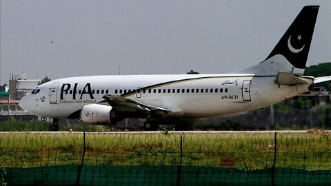 Pakistani flight attendants missing after arriving in Canada