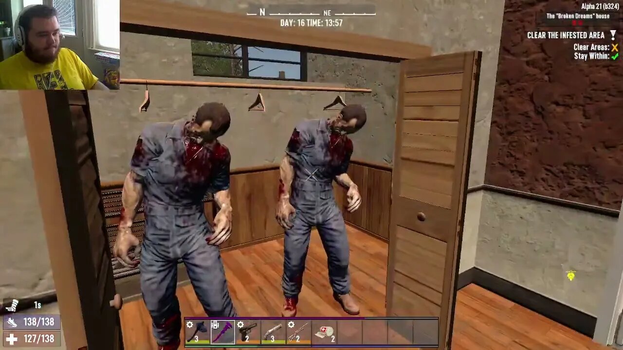 Flaming Crossbow Bolts!? | 7 Days to Die