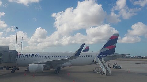 Pushback-Airbus A321 PT-XPH