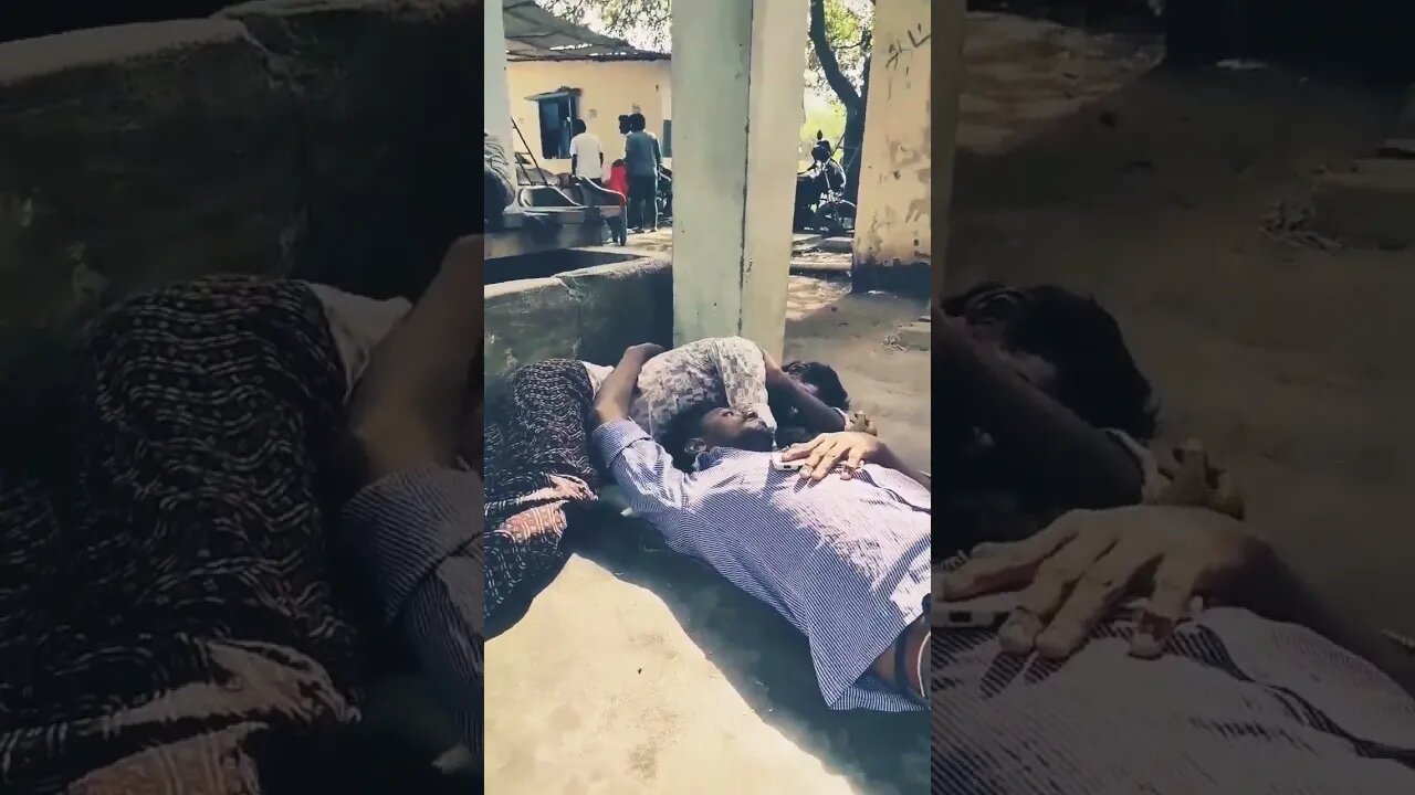 Vadivelu Velaiyaa Seiyaporom