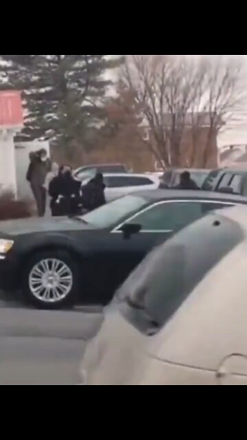 TRUDEAU GETS “WARM WELCOME”? 🤣