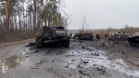 Russian tanks destroyed near Kiev