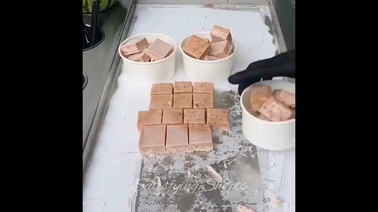 Satisfyng icecrem #shorts #satisfying #trending #viral #relaxing #making #beautiful #new #challenge