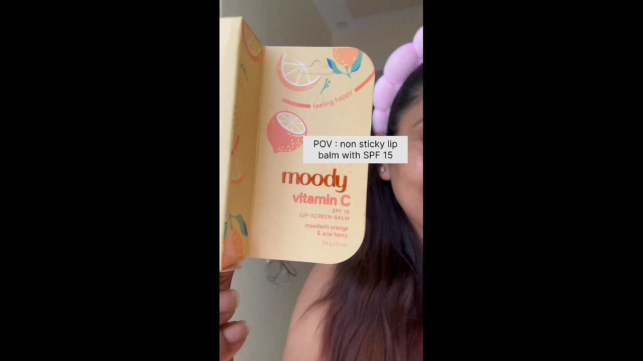 Non sticky lip balm with SPF 15 for dry & chapped lips #moody #lipbalm #lipbalmreview #beautopia