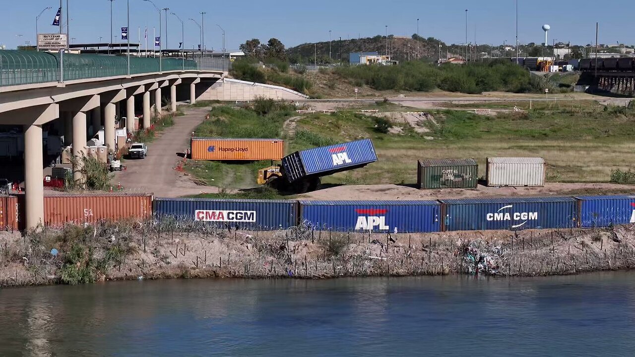 End Wokeness Texas installed a border fence to keep illegal migrants out