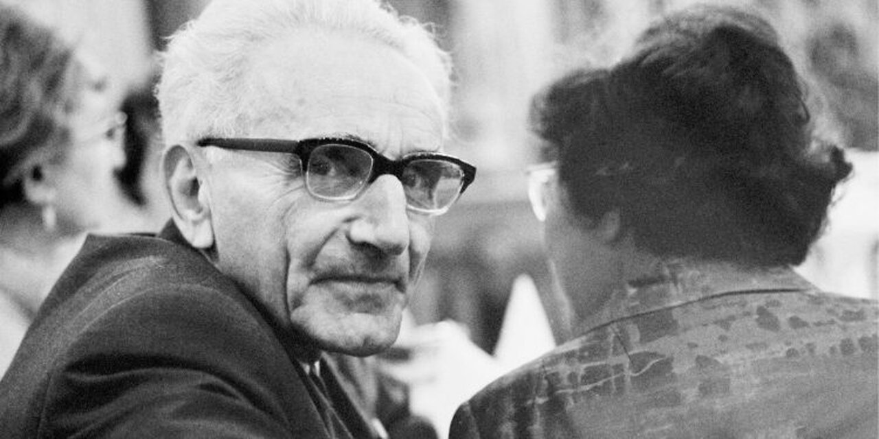 Żydowski filozof Günther Anders (Stern): «Kultywować ciemnotę,by jakikolwiek bunt zdławić zawczasu».
