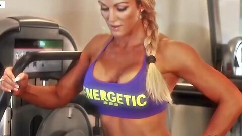 Viral Fitness Influencer Raechelle Chase "Died Suddenly" of "Unknown Cause" Age 44 💉(October 2023)