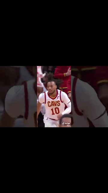 Darius Garland with the steal and fancy finish!