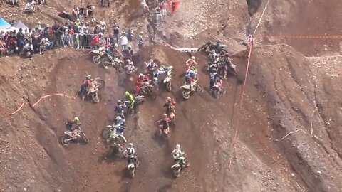 Two stroke motocross mountain racing, an absolute spectacle!7