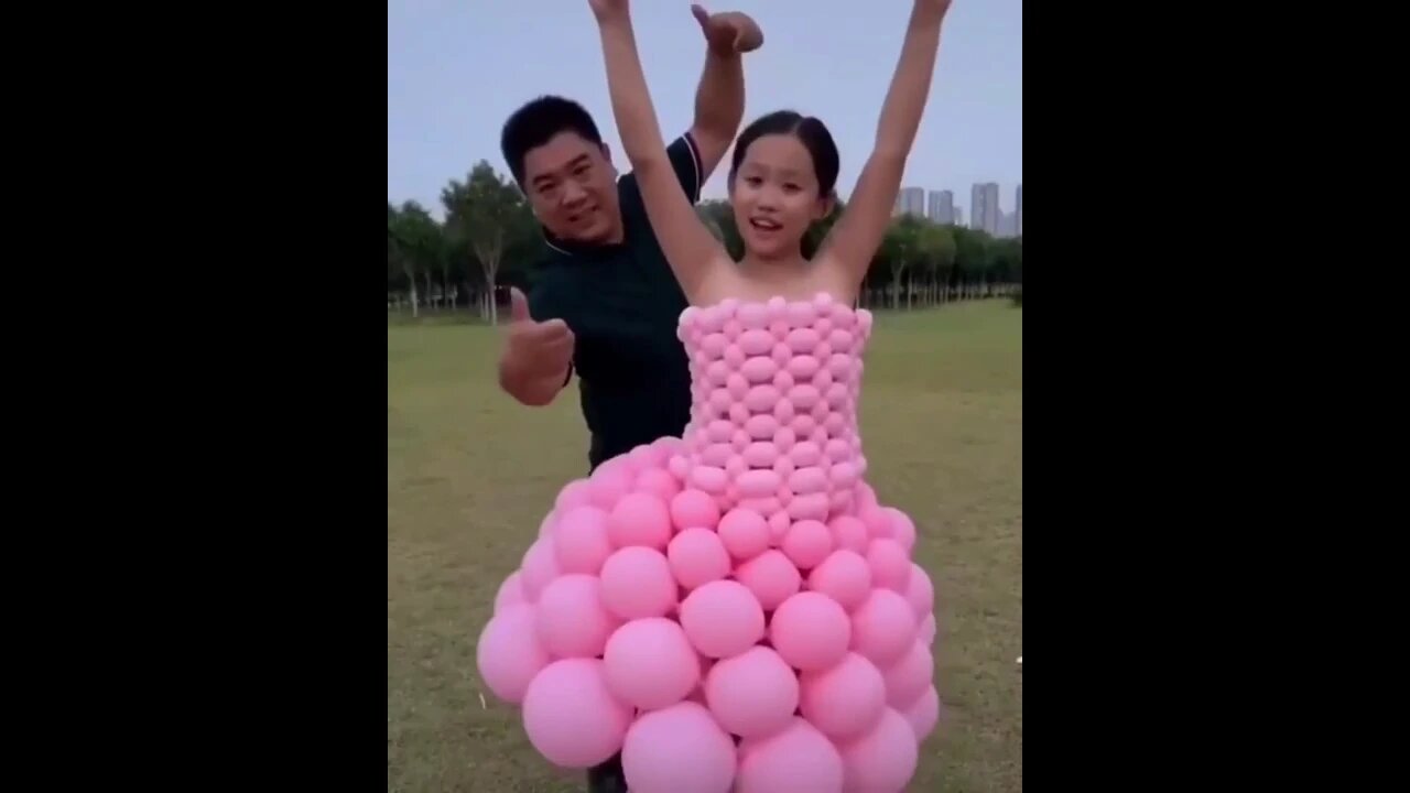 Cool balloon dress