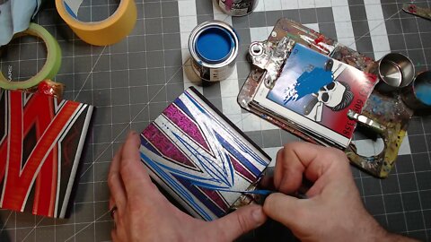 Striping Lowrider Whiskey Flasks
