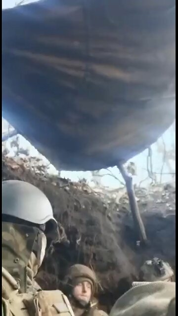 Mercenaries in a Ukrainian trench got demilitarized by artillery