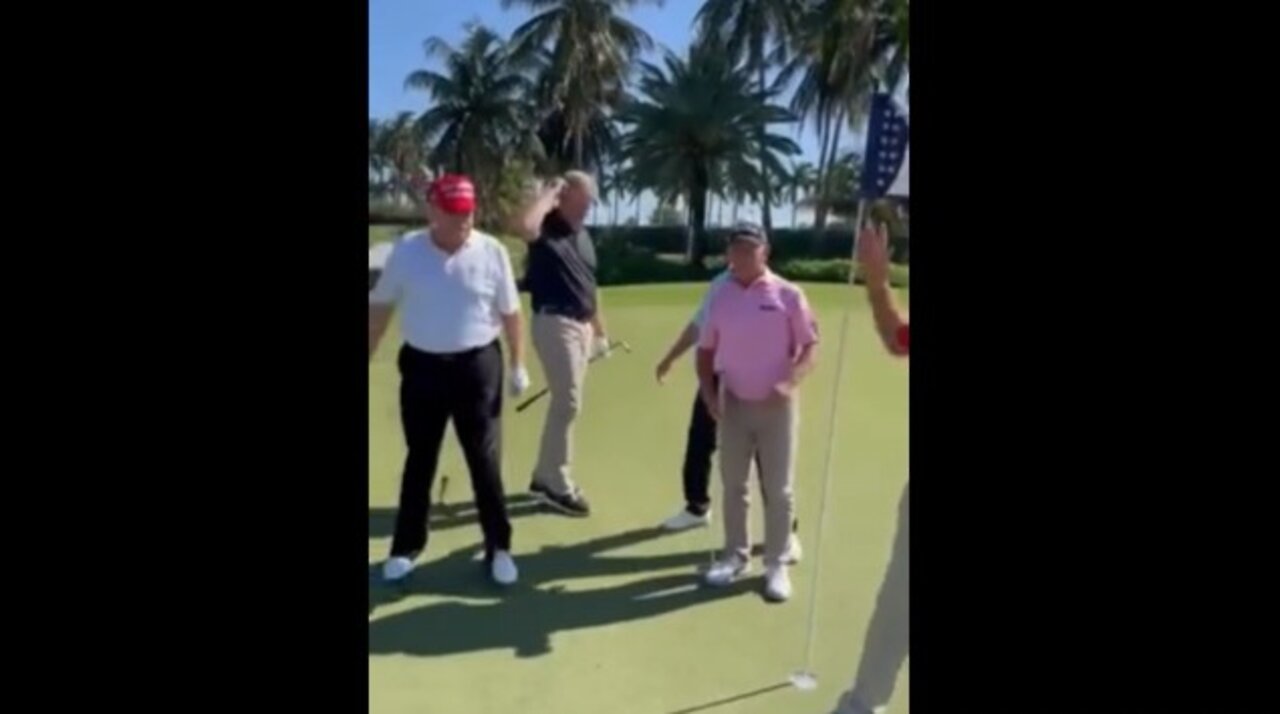 Trump's Hole-In-One Witnessed By Pro Golfers