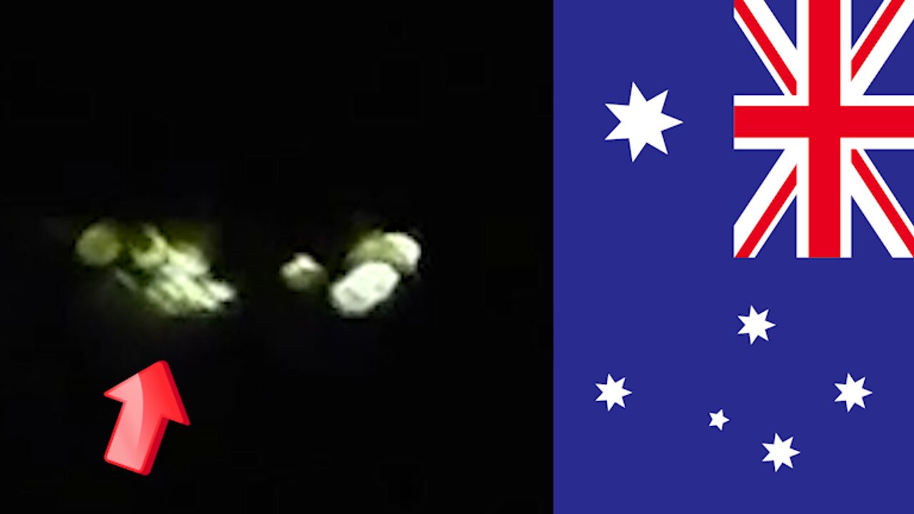 Green UFO sighting over Australia in the middle of the night [Space]