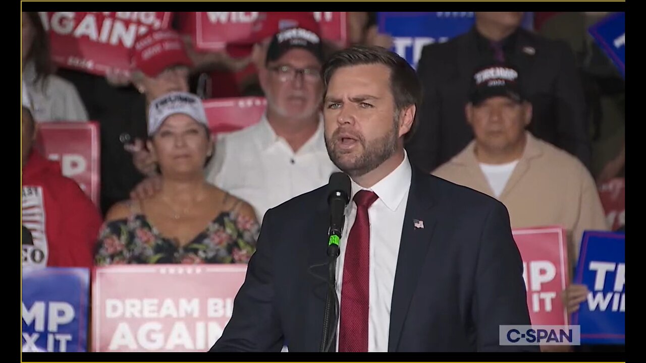 JD Vance Holds Rally in Las Vegas