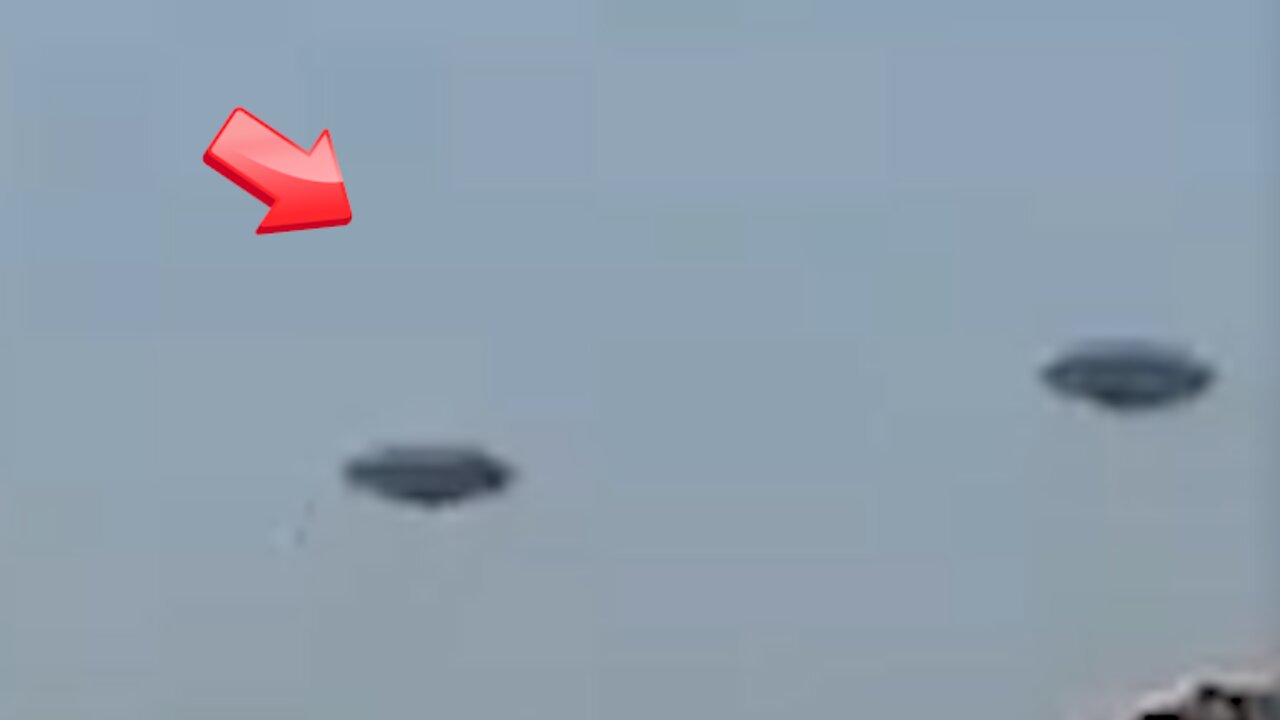 Many UFOs leaving the island