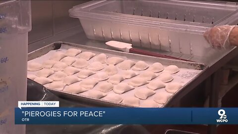 Dozens of chefs work to raise money to help Ukraine