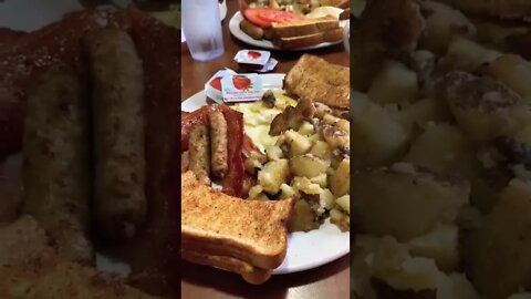 Big Breakfast at Smittys Restaurant PEI