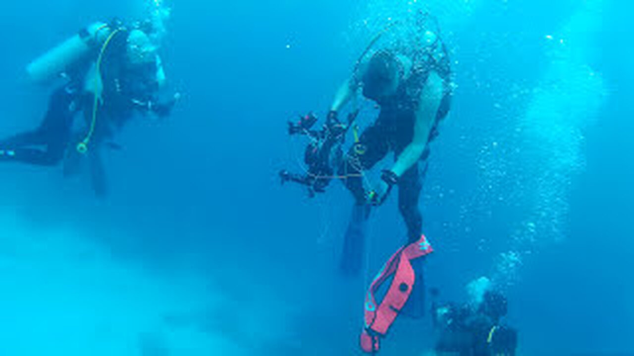 WORST DIVING SAFETY STOP EVER (PALAU) | PLUS, I HAD TO HELP BY BUDDY DIVER WITH OXIGEN