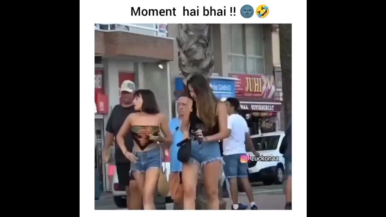 Moment hai bhai 😆😆