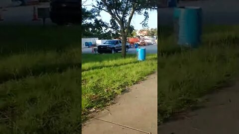 #gangstalking #freemason arm hanging out the window tactic. See a pattern? 07/30/2022