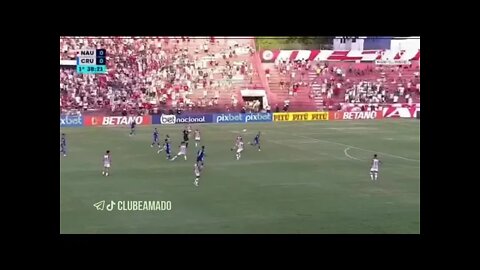 Gol cruzeiro contra náutico, Willian Oliveira de cobertura