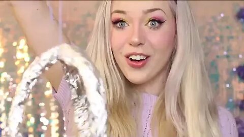 @Lyssy Noel-I WAS DRESSED AS A CLAW MACHINE FOR HALLOWEEN! *Reuploaded*